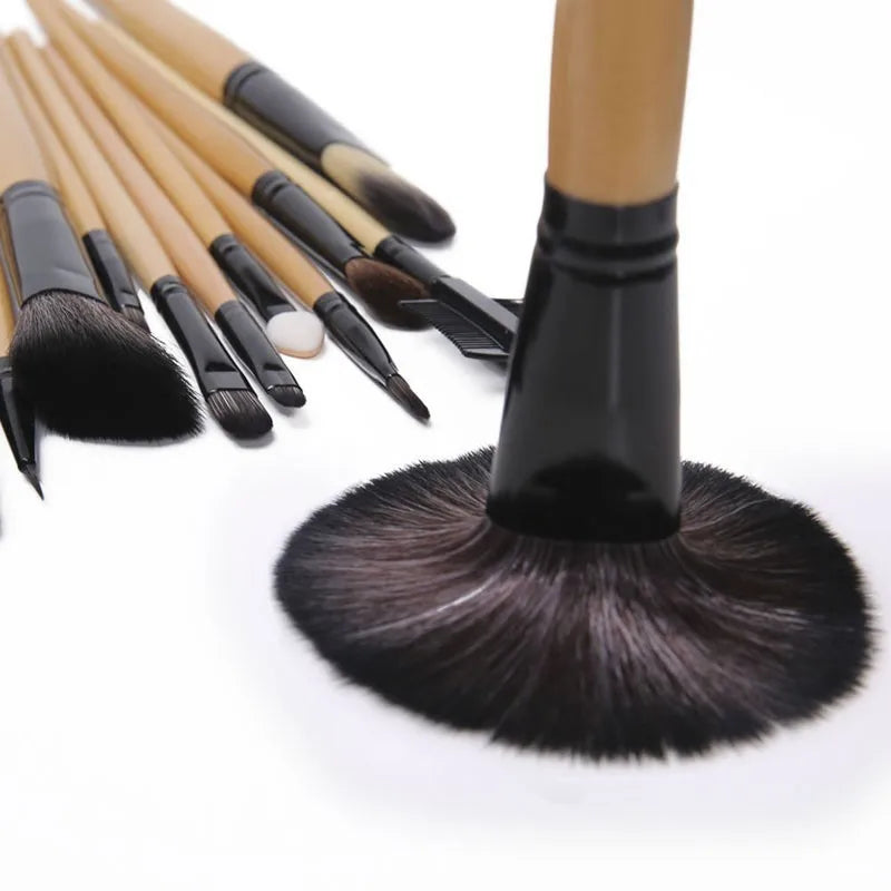 Gift Bag Of  24 pc Makeup Brush Set