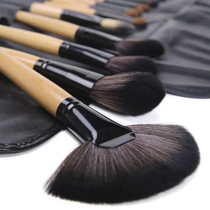 Gift Bag Of  24 pc Makeup Brush Set